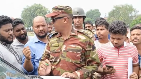 জনতার তোপের মুখে সেতুর টোল আদায় বন্ধ করলো সেনাবাহিনী