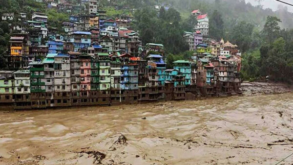 থাইল্যান্ডে বন্যা ও ভূমিধসে ২২ জনের মৃত্যু, সতর্কতা জারি