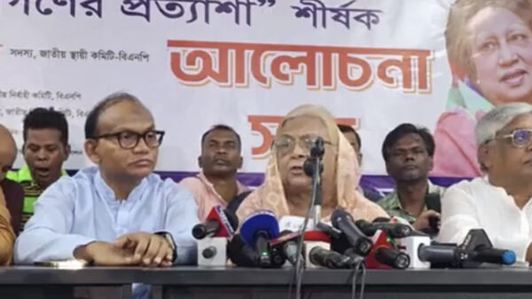 অন্তর্বর্তী সরকারের প্রশাসনে সর্ষের ভূত আছে : সেলিমা রহমান