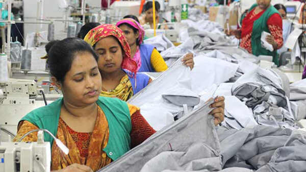 পোশাক শিল্পের নিরাপত্তায় রাতে সাভার, আশুলিয়া ও গাজীপুরে যৌথ অভিযান