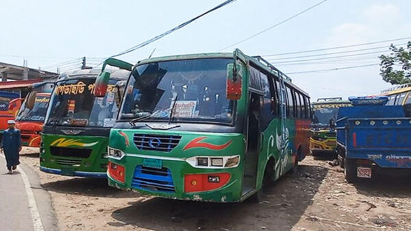 রাঙ্গামাটিতে অনির্দিষ্টকালের পরিবহন ধর্মঘট