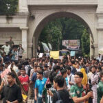 স্বতন্ত্র বিশ্ববিদ্যালয়ের দাবিতে সাত কলেজের শিক্ষার্থীদের বিক্ষোভ