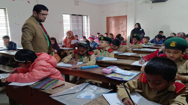 বৃত্তি পরীক্ষা বন্ধ থাকায় শিক্ষার্থীরা মেধাবিকাশের সুযোগ পাচ্ছে না