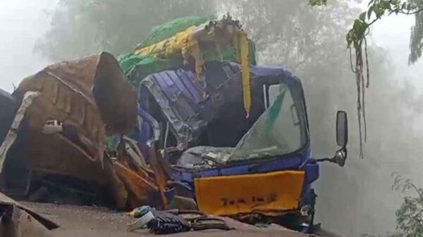 গোপালগঞ্জে ৪ গা‌ড়ির সংঘর্ষে নিহত ১, আহত ২০