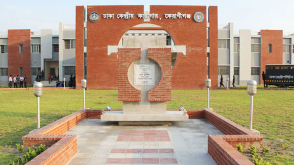 কারাবন্দিদের সকাল শুরু মুড়ি-পায়েস দিয়ে, দুপুরে মাংস, রাতে মাছ