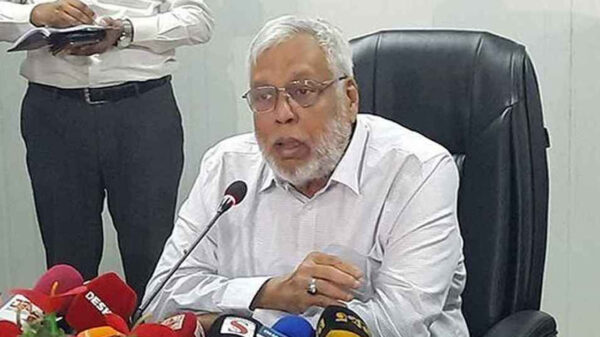 গত ২০ বছরে ঈদযাত্রা এত স্বস্তির হয়নি: পরিবহন উপদেষ্টা