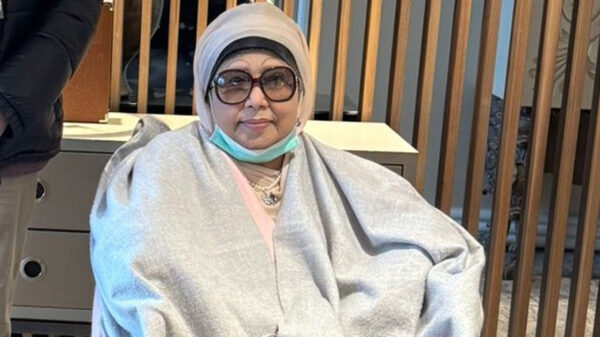 লন্ডনে পরিবারের সঙ্গে ঈদ করবেন খালেদা জিয়া