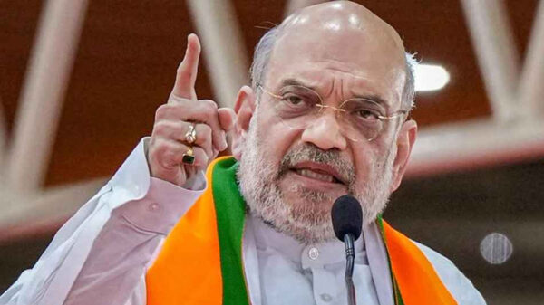 সীমান্তে কাঁটাতার বসাতে গেলেই মমতার লোক বাধা দেয়: অমিত শাহ