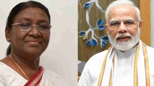 স্বাধীনতা দিবসে শুভেচ্ছা জানালেন ভারতের রাষ্ট্রপতি-প্রধানমন্ত্রী