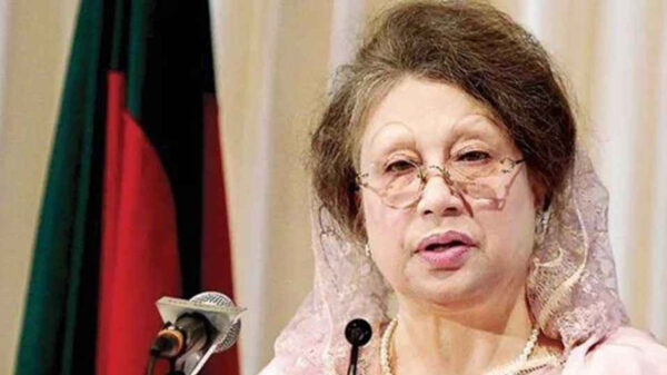 গণতন্ত্র প্রতিষ্ঠায় সবাইকে ঐক্যবদ্ধ থাকতে হবে: খালেদা জিয়া