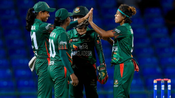 পাকিস্তানের উদ্দেশে উড়াল দিলো বাংলাদেশ দল