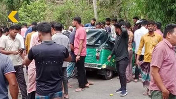 রাঙামাটিতে অটোরিকশা ও পিকআপের সংঘর্ষে নিহত ৫