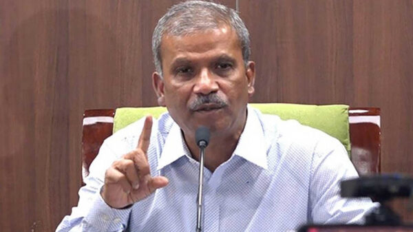 এক সপ্তাহের মধ্যে নতুন সাইবার আইন কার্যকর আসিফ নজরুল