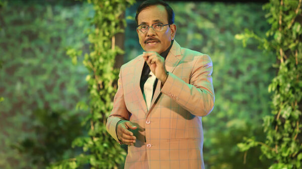 কণ্ঠ নকলের জন্য আইনি ব্যবস্থা নেবেন হানিফ সংকেত
