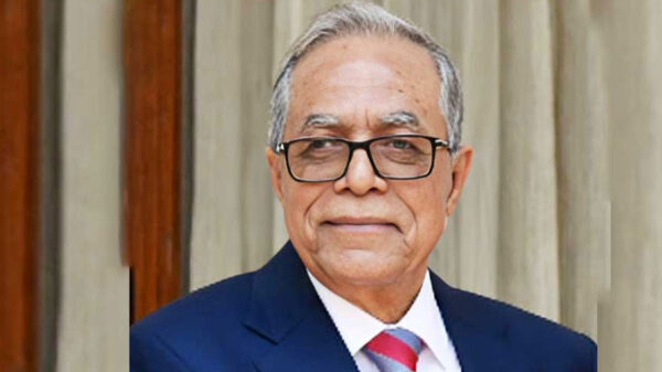 দেশ ছাড়লেন সাবেক রাষ্ট্রপতি আবদুল হামিদ