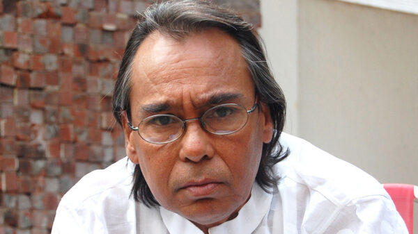 বেঁচে থাকলে আজ ৭৪ বছরে পা রাখতেন হুমায়ুন ফরীদি