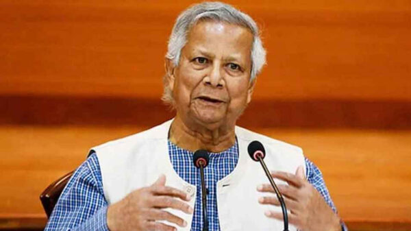 সন্ধ্যায় বড় দুই দলকে আমন্ত্রণ জানিয়েছেন প্রধান উপদেষ্টা
