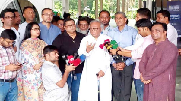অবশ্যই যৌক্তিক সময়ের মধ্যে নির্বাচন দিতে হবে: রিজভী