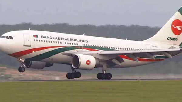 ওড়ার পরই ইঞ্জিনে ত্রুটি, ১৫৪ যাত্রী নিয়ে ঢাকায় ফিরল বিমান