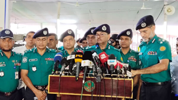 ডিএমপি কমিশনার