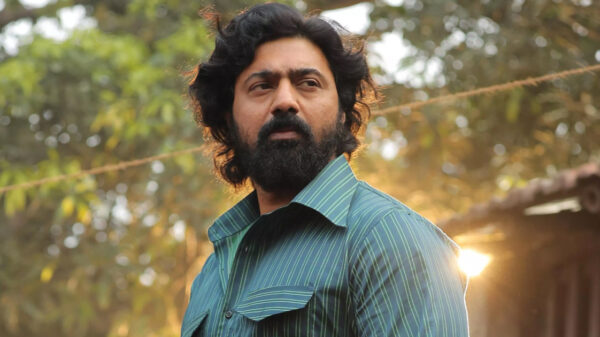 দেবের পোস্ট দেখে উচ্ছ্বসিত অনুরাগীরা