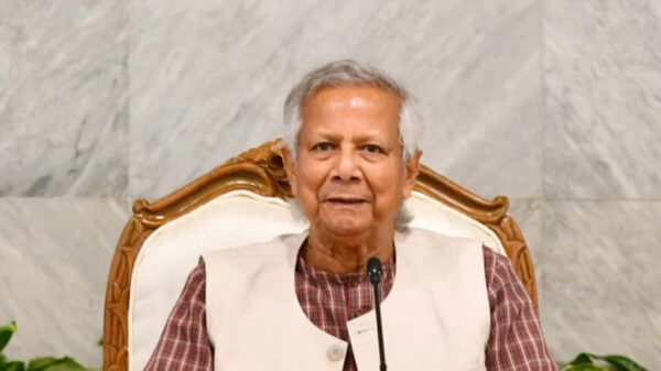 প্রকৃতির সঙ্গে তাল মিলিয়ে উল্টোপথে চলছে মানুষ: প্রধান উপদেষ্টা
