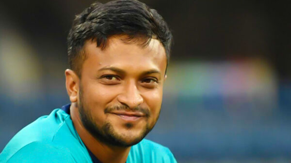 সাকিব আল হাসানসহ ১৫ জনের দেশত্যাগে নিষেধাজ্ঞা