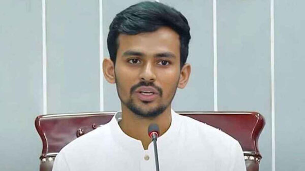 ১২ ঘণ্টারও কম সময়ে পরিষ্কার হয়েছে ঢাকা: আসিফ মাহমুদ