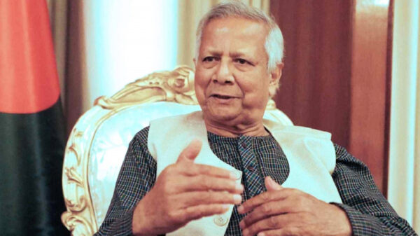 ৪ দিনের সফরে সোমবার যুক্তরাজ্য যাচ্ছেন প্রধান উপদেষ্টা