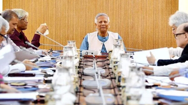 ৮ আগস্ট ‘নতুন বাংলাদেশ দিবস’ থেকে সরে এলো সরকার