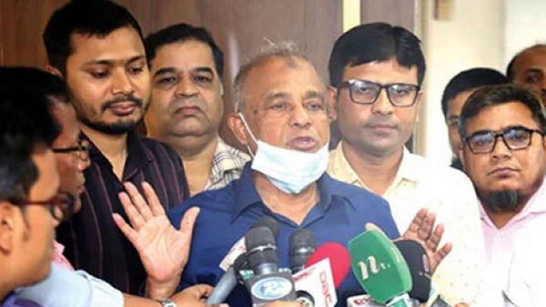 আইনশৃঙ্খলা পরিস্থিতি নিয়ন্ত্রণে রয়েছে: স্বরাষ্ট্র উপদেষ্টা