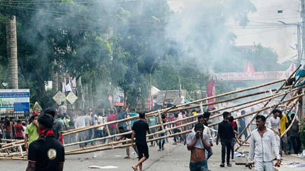 গোপালগ‌ঞ্জে এন‌সি‌পির সমা‌বে‌শে হামলা, ১৪৪ ধারা জারি