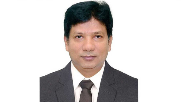চট্টগ্রামের কাস্টমস কমিশনার জাকির বরখাস্ত