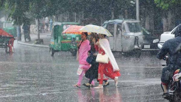 চার বিভাগে ভারী বৃষ্টির আভাস