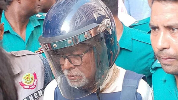 দায় স্বীকার করে জবানবন্দি দিলেন সাবেক সিইসি নুরুল হুদা