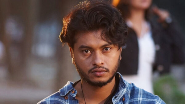নিজের নাটক মুক্তি না দিতে অনুরোধ করলেন আরশ খান