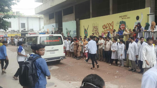 উত্তরায় বিমান বিধ্বস্ত: নিহতের সংখ্যা বেড়ে ১৯