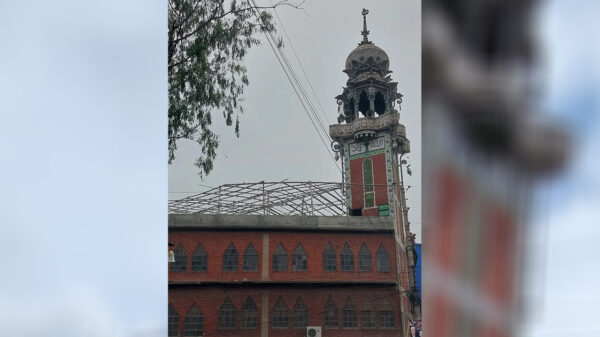 রাজধানীর শ্যামপুরের ঐতিহ্যবাহী লাল মসজিদের সম্প্রসারণ কাজের উদ্বোধন