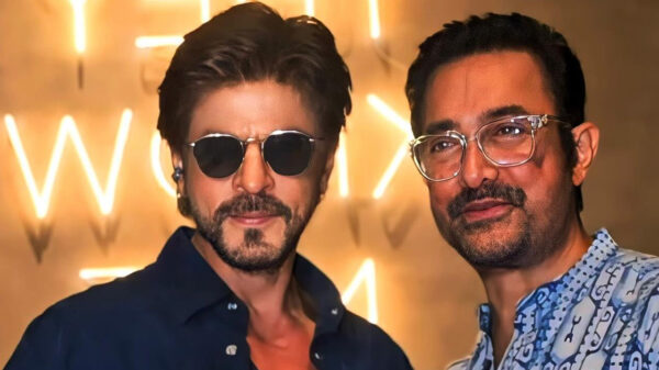 শাহরুখের সঙ্গে সংঘাতকে ‘ছেলেমানুষি’ বললেন আমির