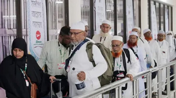 হজে ৪২ বাংলাদেশির মৃত্যু, দেশে ফিরেছেন ৬৩ হাজার ১৮৮ জন