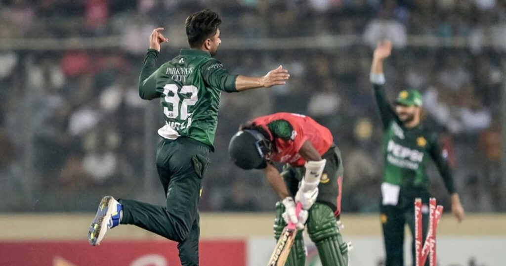 হোয়াইটওয়াশ করতে নেমে বড় হার বাংলাদেশের