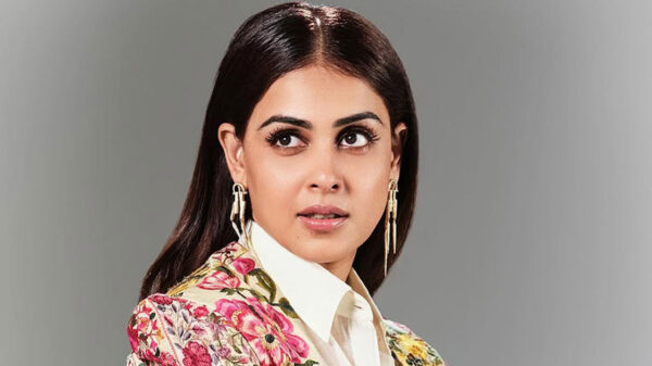 ১৩ বছর পরও ভালোবাসা পাবেন ভাবেননি জেনেলিয়া