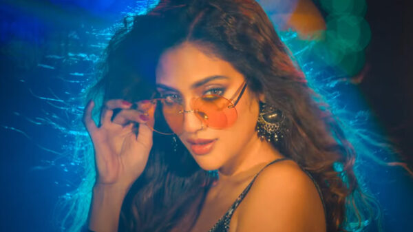 আইটেম গানে ঝড় তুললেন নুসরাত জাহান