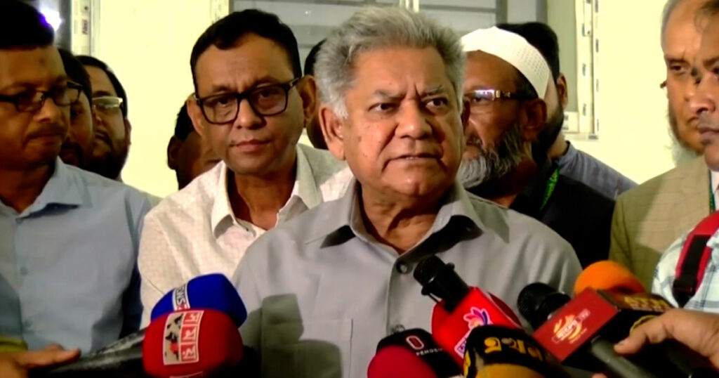 কারখানা বন্ধের জন্য সরকার দায়ী নয়: শ্রম উপদেষ্টা কারখানা বন্ধের জন্য সরকার দায়ী নয় শ্রম উপদেষ্টা