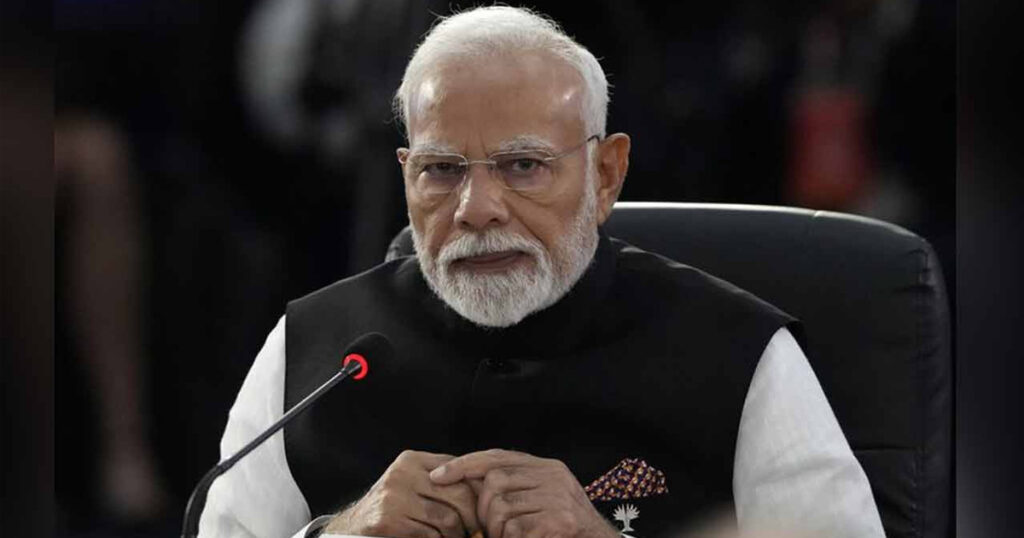 চীনের সঙ্গে সম্পর্ক উন্নয়নে প্রতিশ্রুতিবদ্ধ ভারত: মোদি