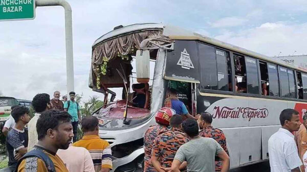ঢাকা-ভাঙ্গা এক্সপ্রেসওয়েতে ৪ বাসের সংঘর্ষে আহত ২৫