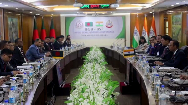 বিজিবি-বিএসএফ মহাপরিচালক পর্যায়ের সম্মেলন শুরু