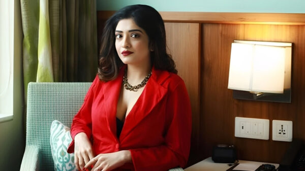 ভক্তদের সুখরব দিলেন মানসী