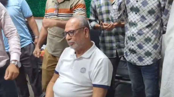 লতিফ সিদ্দিকীসহ বেশ কয়েকজন আটক
