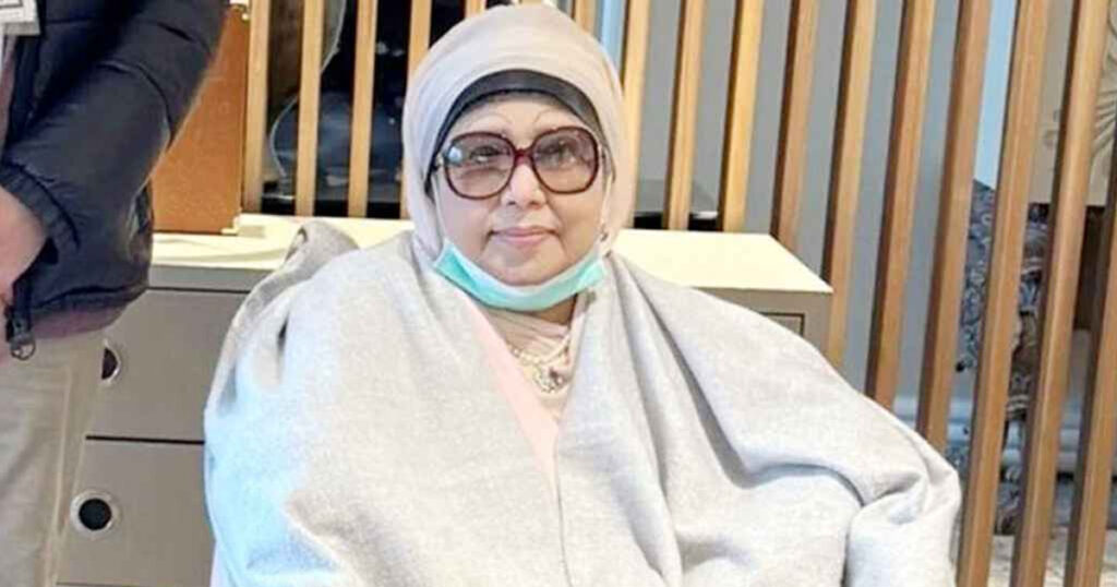 স্বাস্থ্য পরীক্ষা শেষে বাসায় ফিরেছেন খালেদা জিয়া স্বাস্থ্য পরীক্ষা শেষে বাসায় ফিরেছেন খালেদা জিয়া